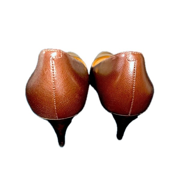 Cole Haan Classic & Comfortable Leather Pumps, Chestnut 2 1/2” Heel, SZ 8B - Picture 7 of 10